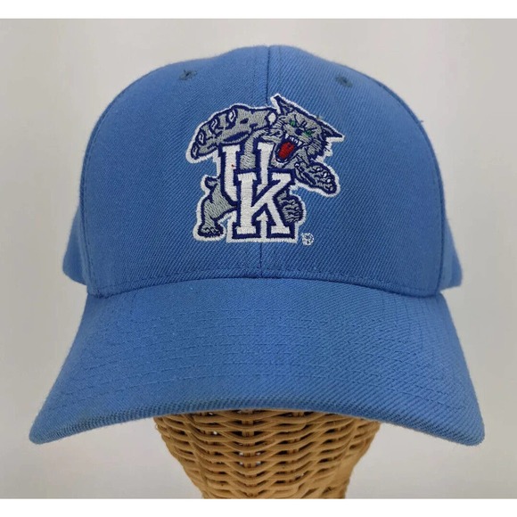University of Kentucky Embroidered Wildcat Logo Light Blue Baseball Hat Starter